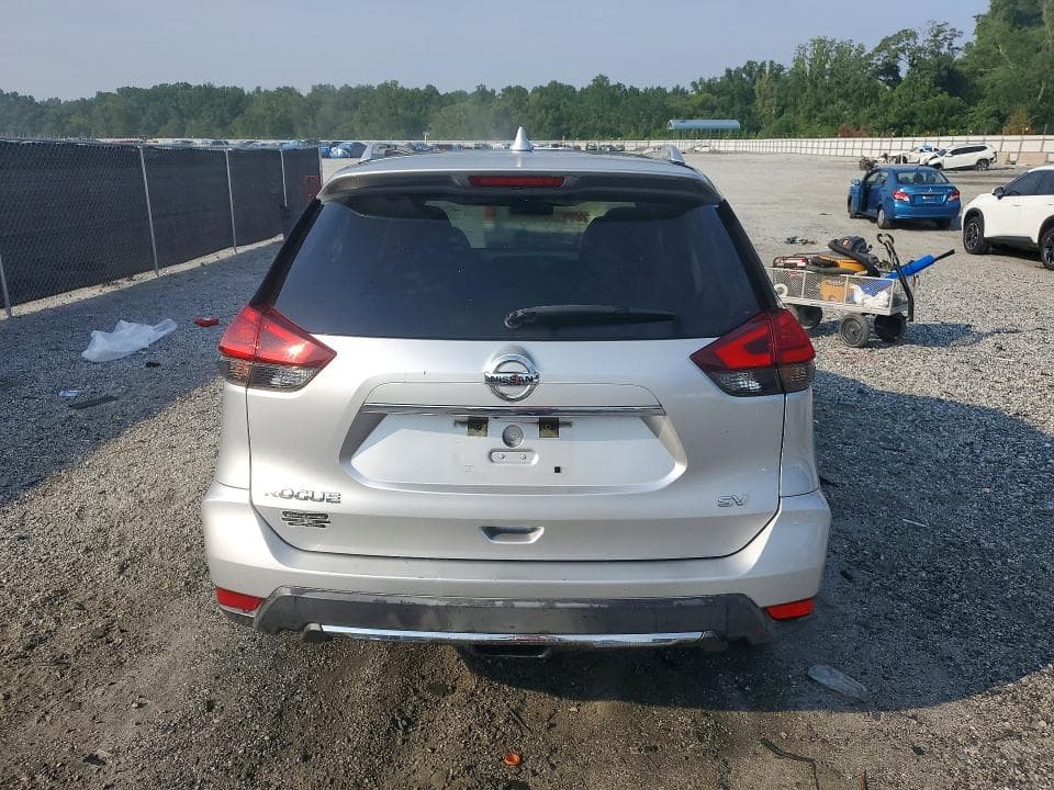 2017 NISSAN ROGUE SV 6