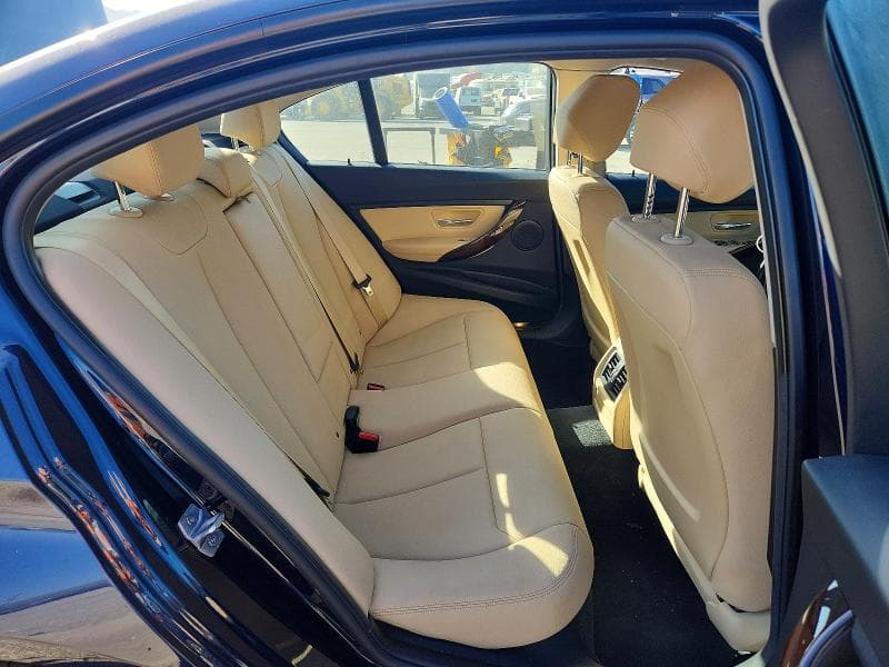 2017 BMW 320 I 10