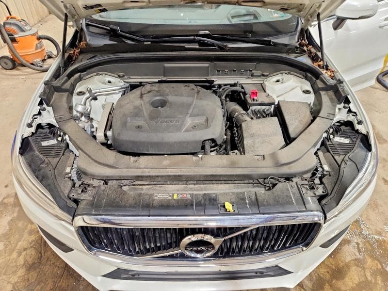 2021 VOLVO XC60 T5 MOMENTUM 12