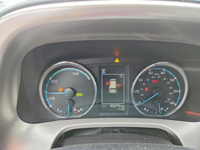 2017 TOYOTA RAV4 HV LIMITED 9