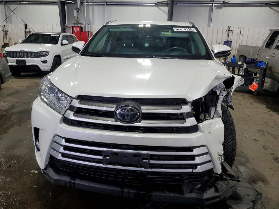 2019 TOYOTA HIGHLANDER XLE 5