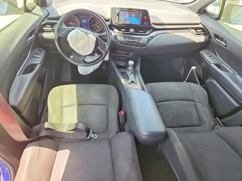 2018 TOYOTA C-HR XLE 8