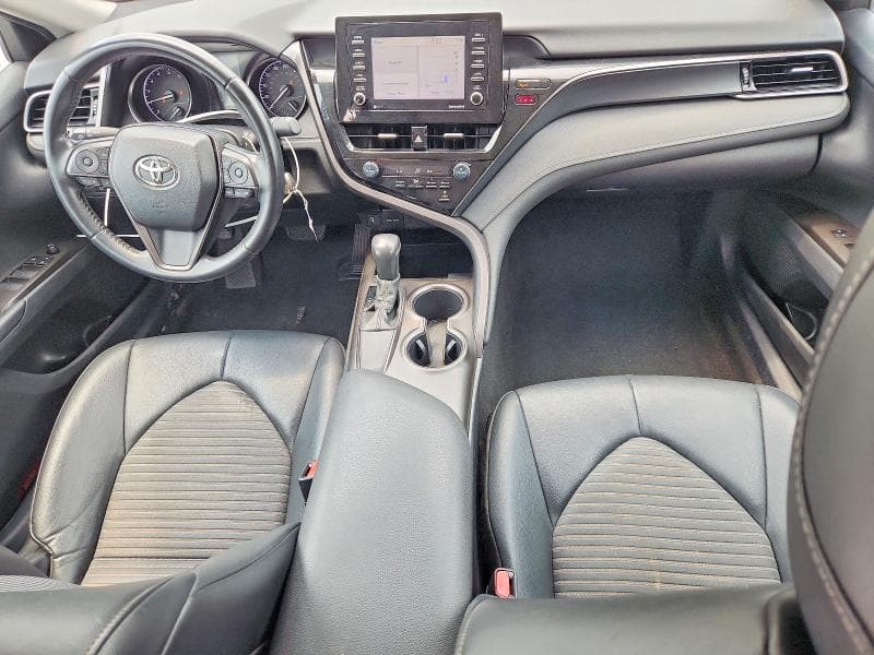 2021 TOYOTA CAMRY SE 8