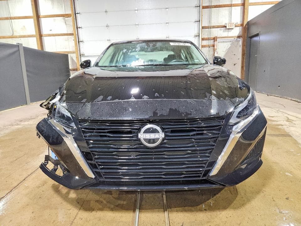 2025 NISSAN ALTIMA SL 5