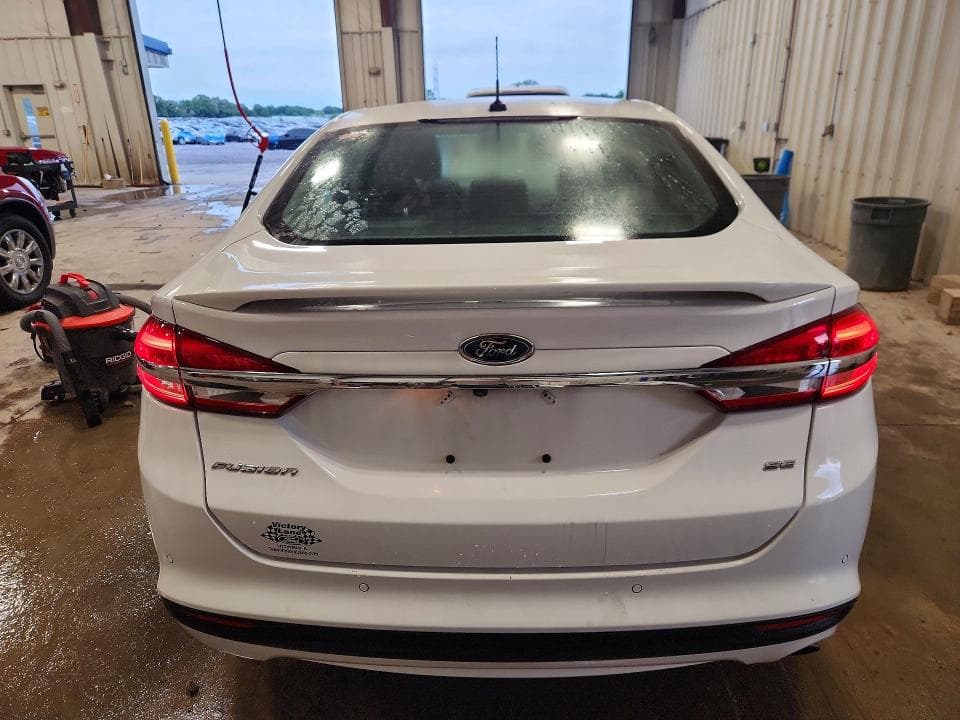 2017 FORD FUSION SE 6