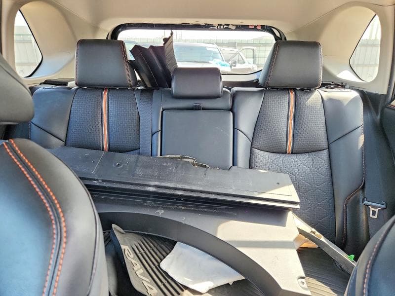 2020 TOYOTA RAV4 ADVENTURE 10