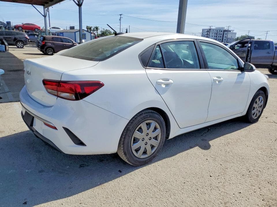 2022 KIA RIO S 3
