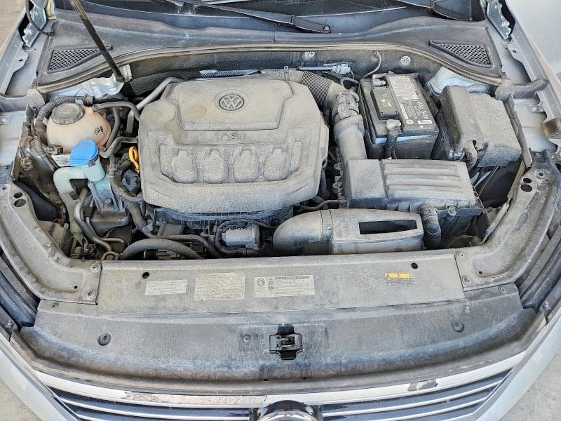 2018 VOLKSWAGEN PASSAT SE 11