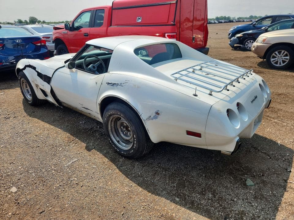 1977 CHEVROLET CORVETTE 2