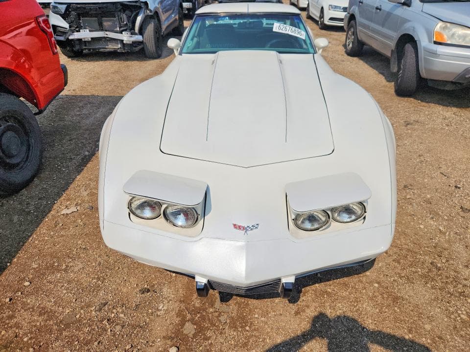 1977 CHEVROLET CORVETTE 5