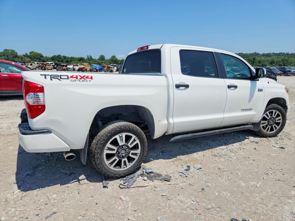 2018 TOYOTA TUNDRA CREWMAX SR5 3