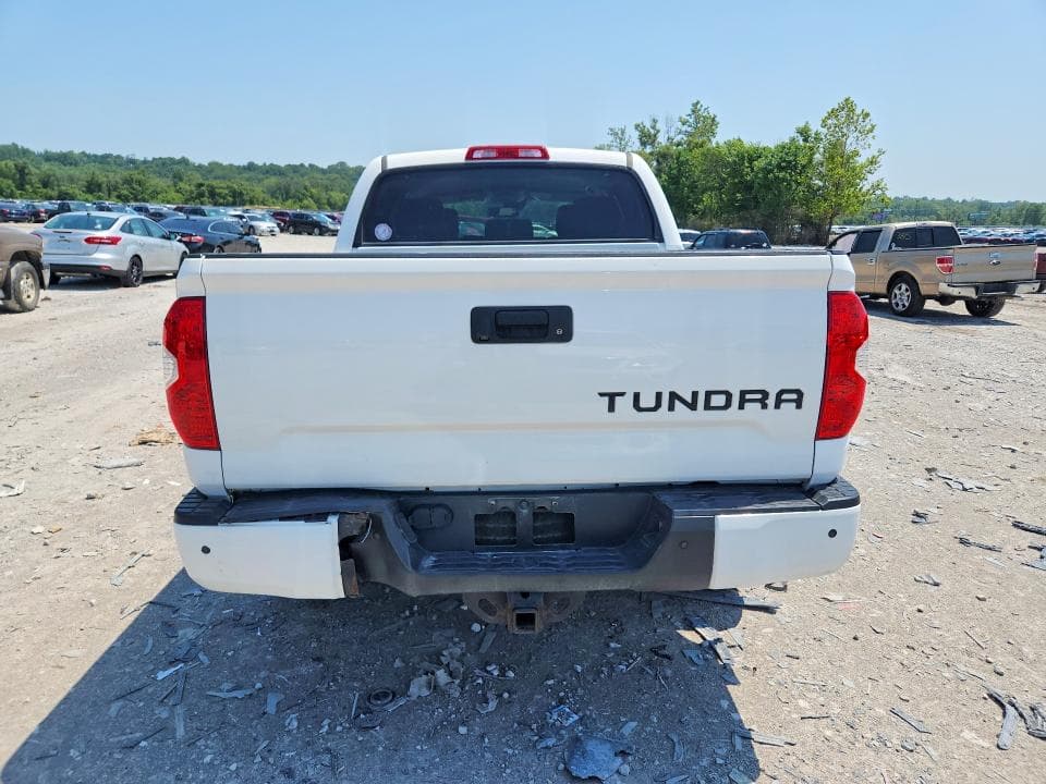 2018 TOYOTA TUNDRA CREWMAX SR5 6