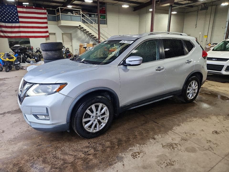 2017 NISSAN ROGUE SV - 1