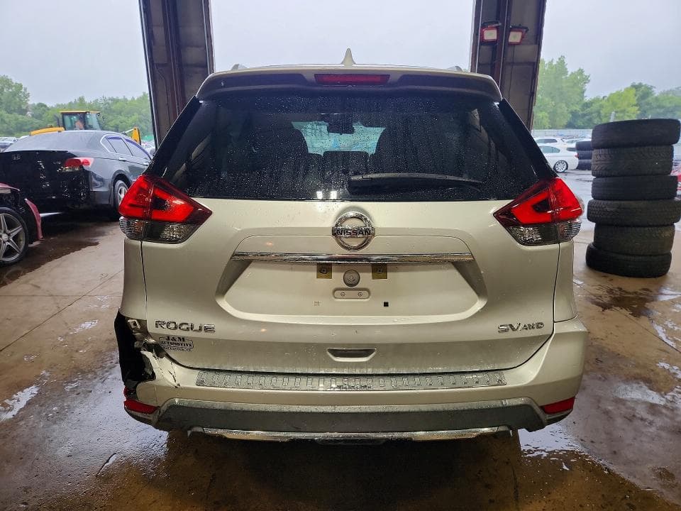 2017 NISSAN ROGUE SV 6