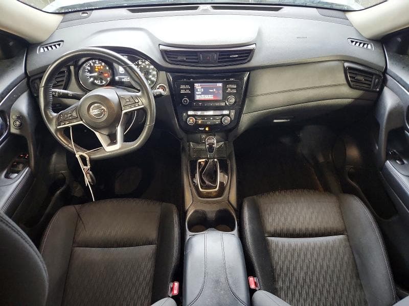 2017 NISSAN ROGUE SV 8