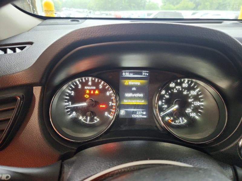 2017 NISSAN ROGUE SV 9