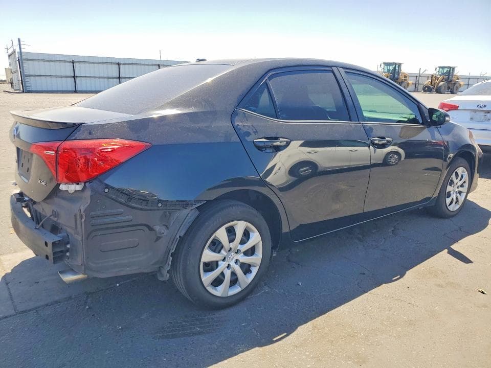 2019 TOYOTA COROLLA XSE 3