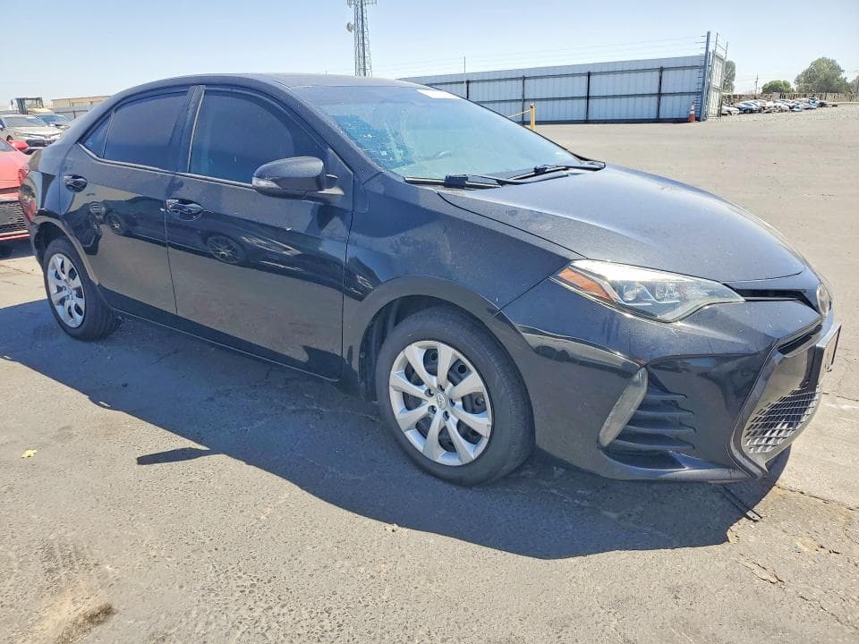2019 TOYOTA COROLLA XSE 4