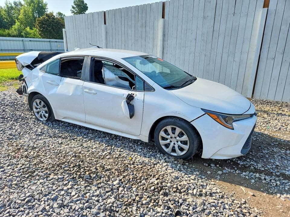 2020 TOYOTA COROLLA LE 4