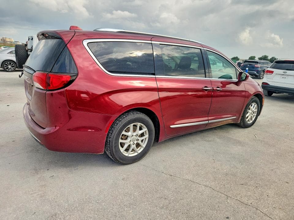 2020 CHRYSLER PACIFICA TOURING L 3