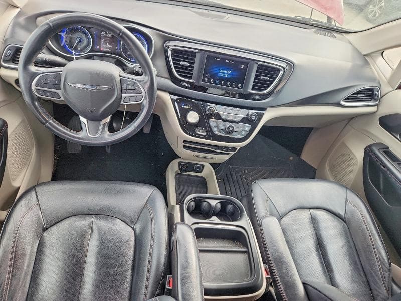 2020 CHRYSLER PACIFICA TOURING L 8