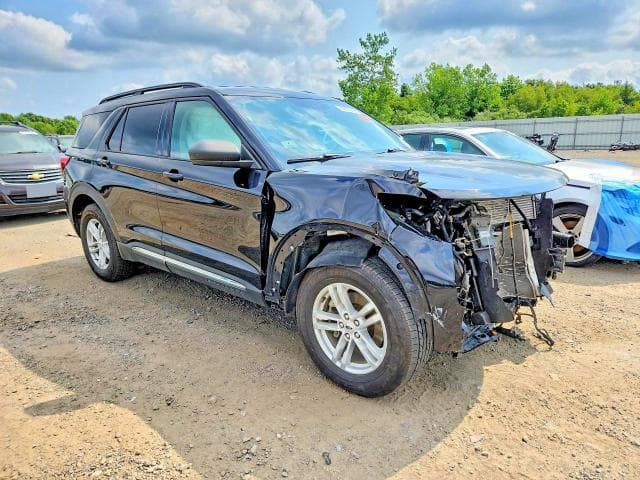 2021 FORD EXPLORER XLT 4