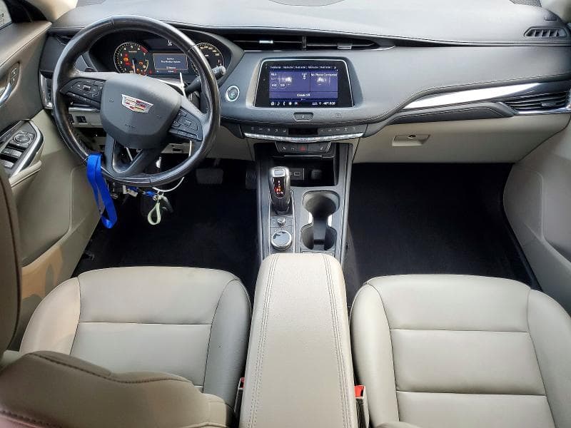 2019 CADILLAC XT4 LUXURY 8