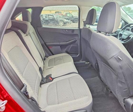 2022 FORD ESCAPE SE 11