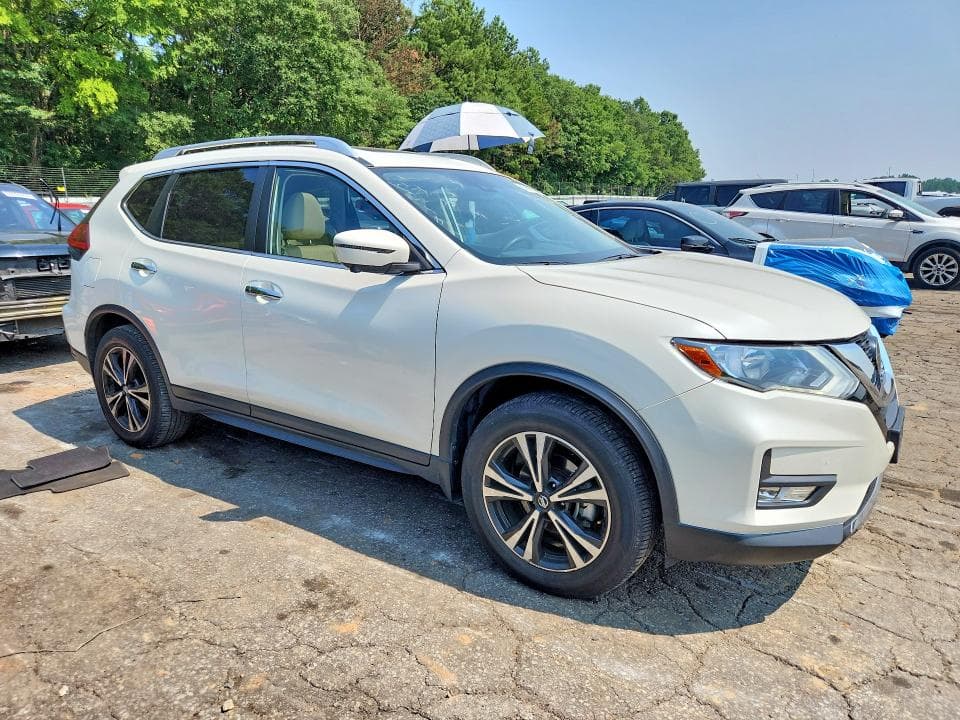 2020 NISSAN ROGUE SV 4