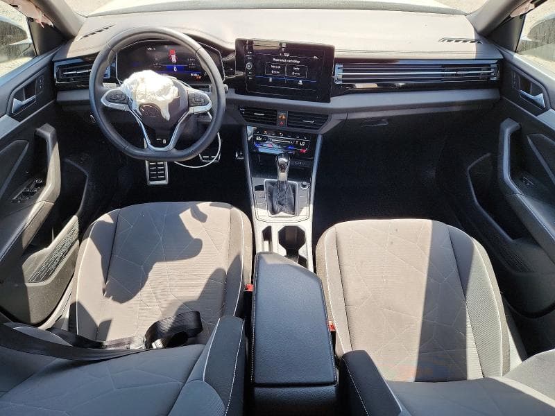 2025 VOLKSWAGEN JETTA SPORT 8