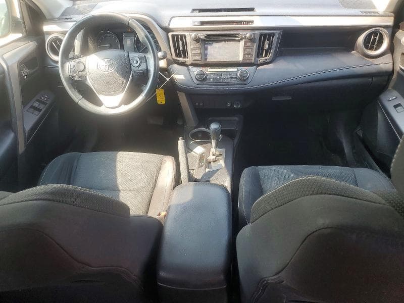 2018 TOYOTA RAV4 XLE 8