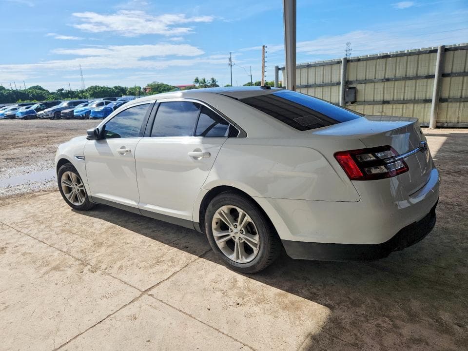 2019 FORD TAURUS SE 2