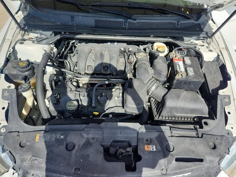 2019 FORD TAURUS SE 11