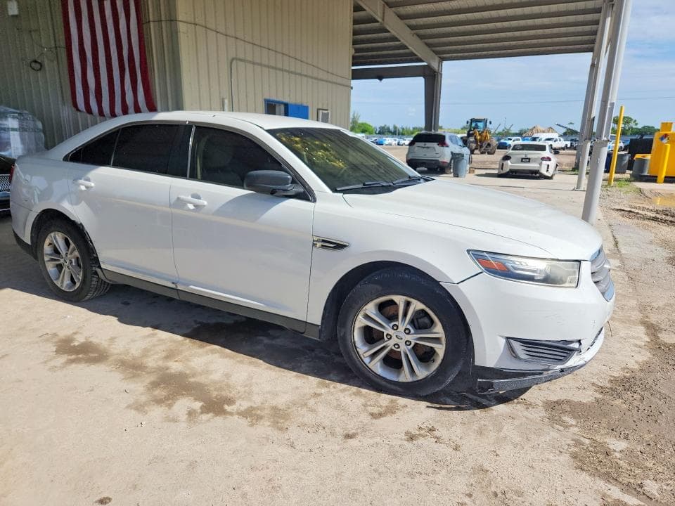 2019 FORD TAURUS SE 4