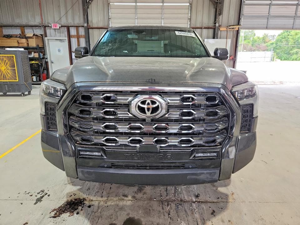 2026 TOYOTA TUNDRA PLATINUM HV 5