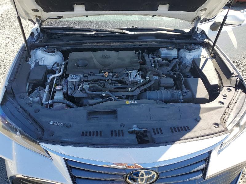 2020 TOYOTA AVALON LIMITED 11