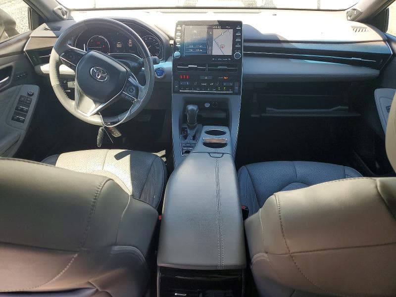 2020 TOYOTA AVALON LIMITED 8