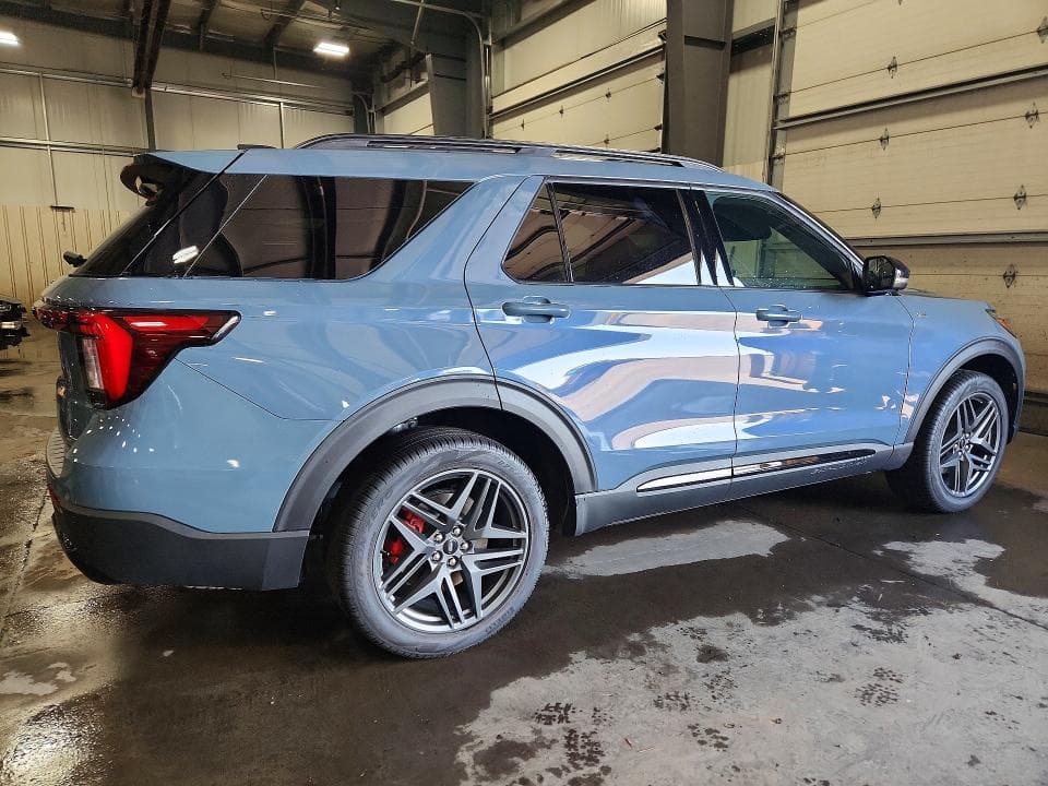 2025 FORD EXPLORER ST-LINE 3