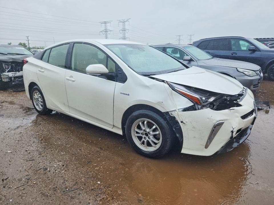2019 TOYOTA PRIUS XLE AWD-E 4