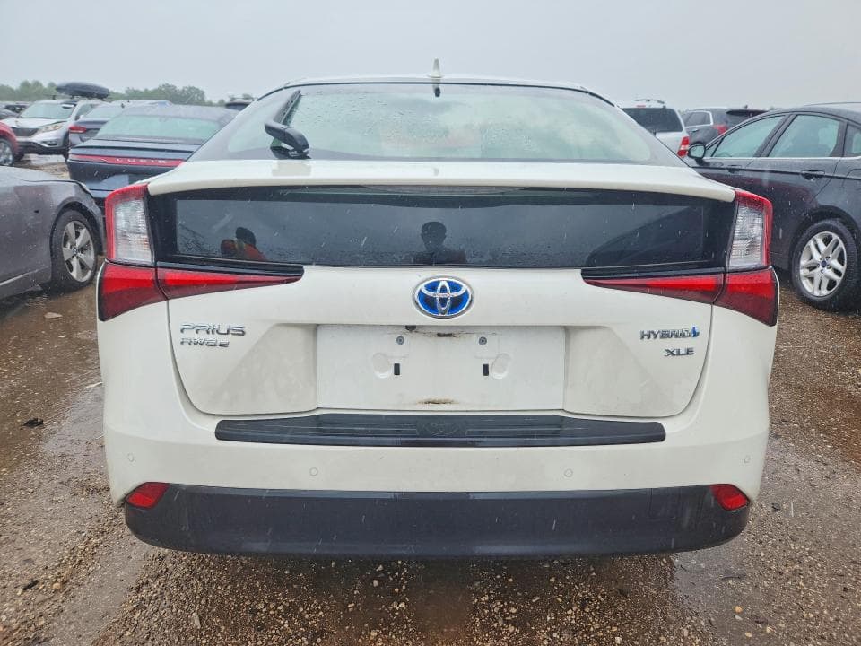 2019 TOYOTA PRIUS XLE AWD-E 6