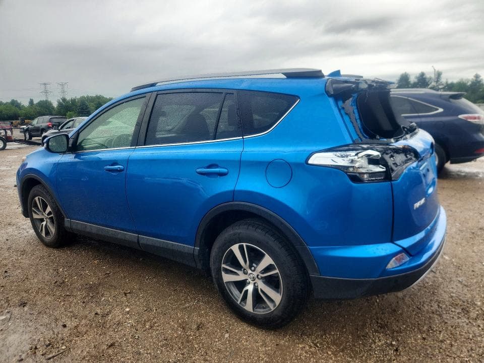 2018 TOYOTA RAV4 XLE 2