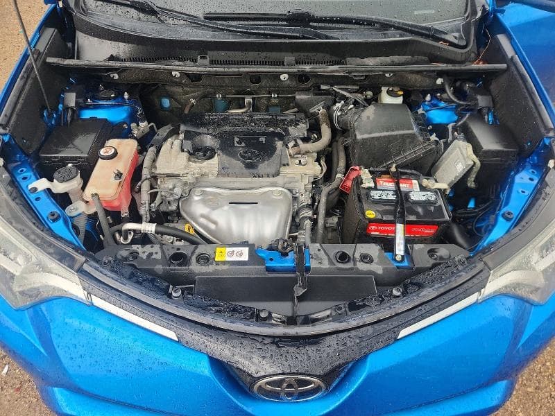 2018 TOYOTA RAV4 XLE 11