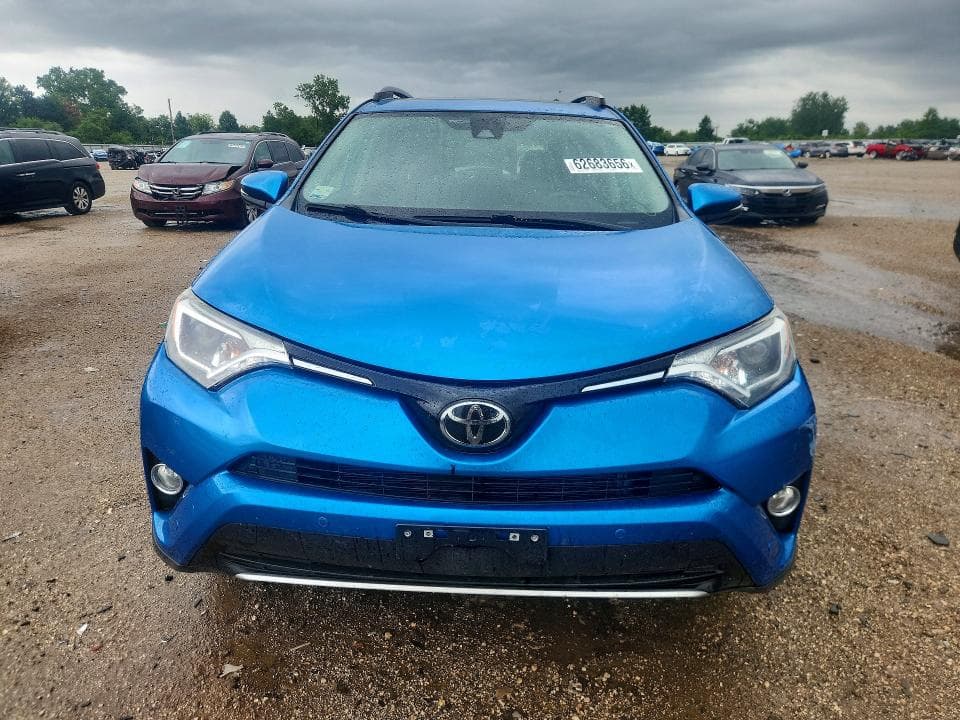2018 TOYOTA RAV4 XLE 5