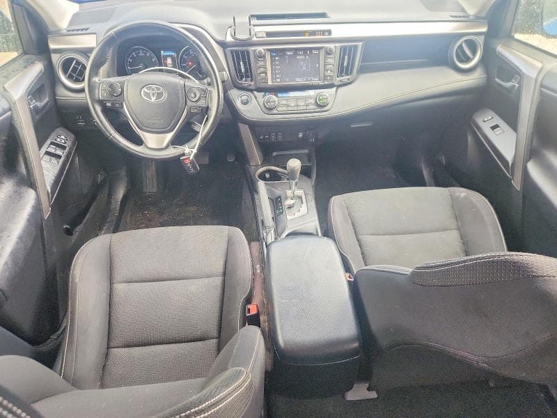 2018 TOYOTA RAV4 XLE 8
