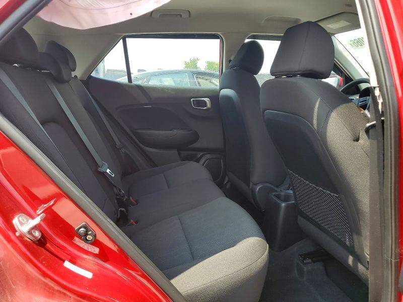 2021 HYUNDAI VENUE SE 11