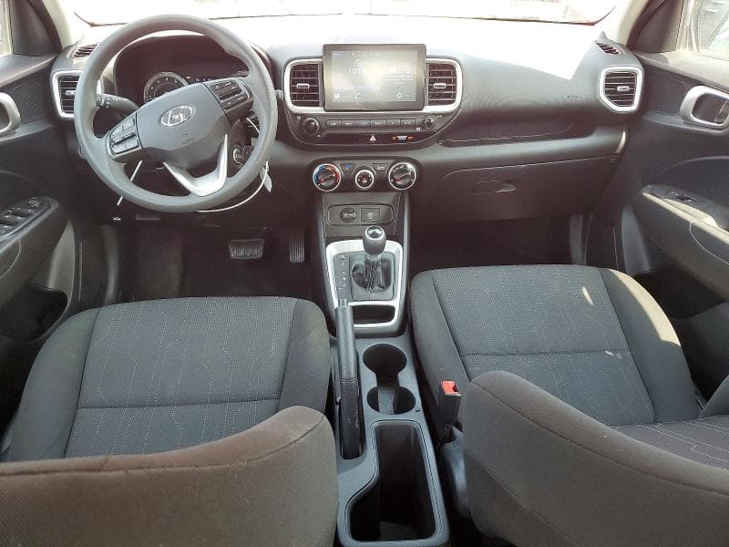 2021 HYUNDAI VENUE SE 8