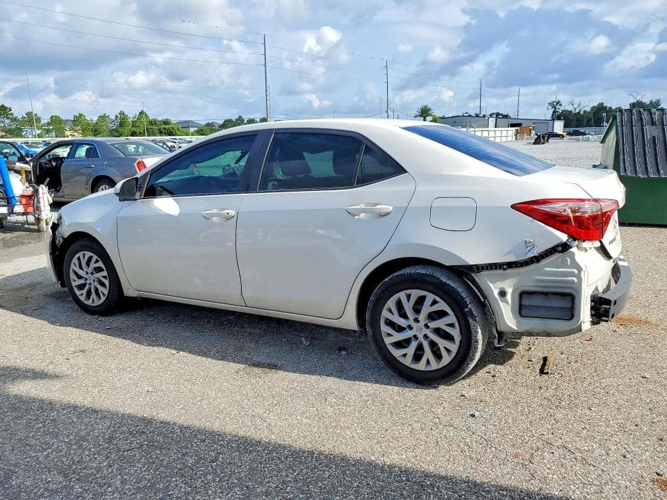 2018 TOYOTA COROLLA LE 2