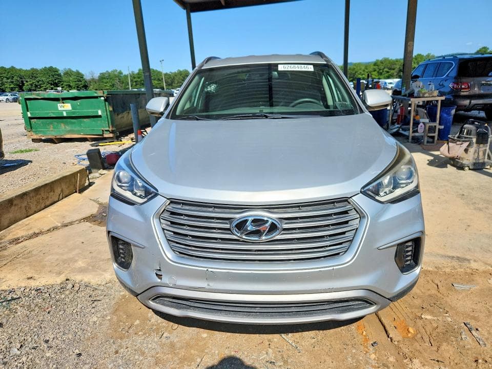 2017 HYUNDAI SANTA FE SE 5