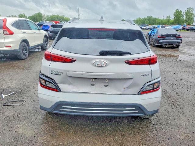 2023 HYUNDAI KONA SE 6