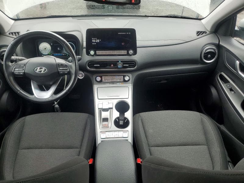 2023 HYUNDAI KONA SE 8